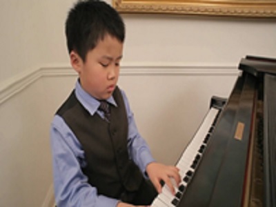 Alasan Mengapa Anak Anda Harus Belajar Piano.7